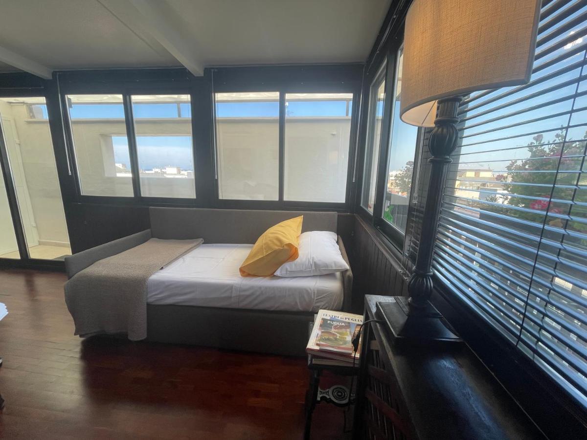 Mikka Studios: Luxury Apartment Bari Exteriör bild